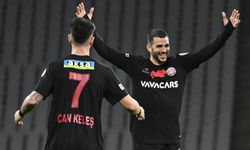 Karagümrük 3 puanı 3 golle aldı