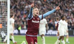 West Ham, Manchester United’ın fişini ikinci yarıda çekti