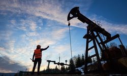 Brent petrolün varil fiyatı 82,11 dolar