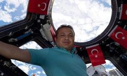 Gezeravcı'nın da bulunduğu Dragon'un dönüşü ertelendi