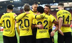 Dortmund 10 kişiyle galip