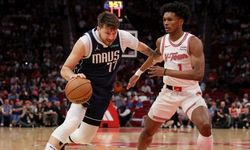 Rockets'ın serisine Mavericks çelmesi