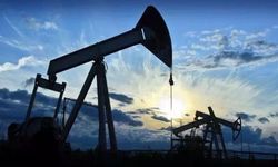 Brent petrolün varil fiyatı 82,63 dolar