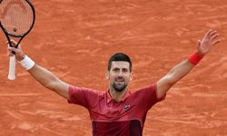 Djokovic sakatlanmasına rağmen turladı