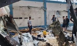İsrail ordusu Refah'ta UNRWA okulu ile birçok bölgeyi vurdu
