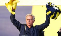 Jose Mourinho resmen Fenerbahçe'de