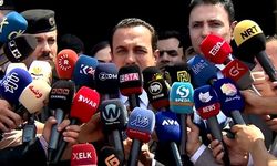 Vali Hoşnav’dan oto aksesuar dükkanlarındaki yangına ilişkin açıklama