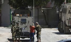 İsrail'den saldırılarının 1. yılında Batı Şeria'ya "kapsamlı kapatma" uygulama kararı
