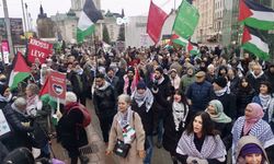 İsveç'te, İsrail'in Gazze ve Lübnan'a saldırıları protesto edildi