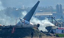 Güney Kore'deki yolcu uçağının karakutularından son 4 dakikaya ait veri elde edilemedi