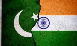 Hindistan, hava sahasını Pakistan'a ait uçuşlara kapattı