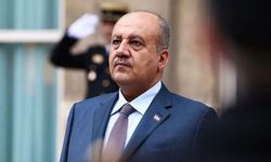 Savunma Bakanı Abbasi: Her türlü duruma karşı tam hazırlık halindeyiz