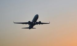 Hava yolu şirketleri İran’a uçuşları iptal etti