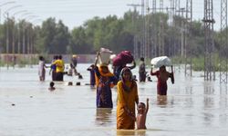 Pakistan'da sel: 299 can kaybı