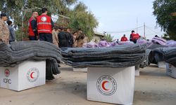 Sel mağdurlarına yardım ulaştırıldı