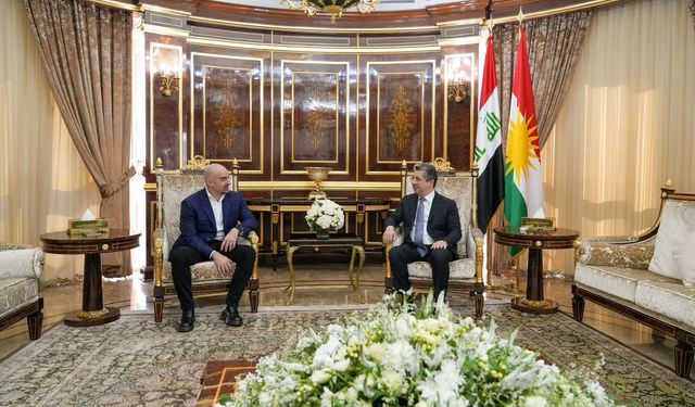 Barzani ve Talabani'den görüşme sonrası açıklama: "Olumlu geçti"