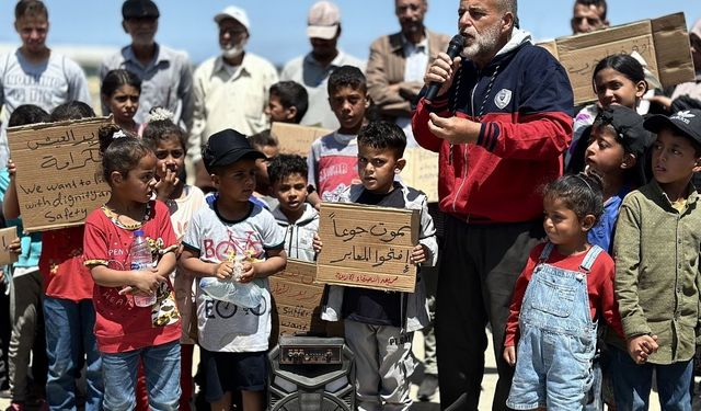 Gazzeli çocuklardan dünyaya mesaj: "Açlıktan ölüyoruz"