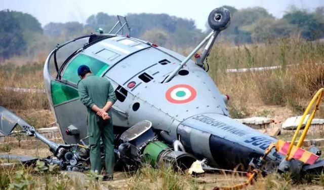 Hindistan'da helikopter kazası