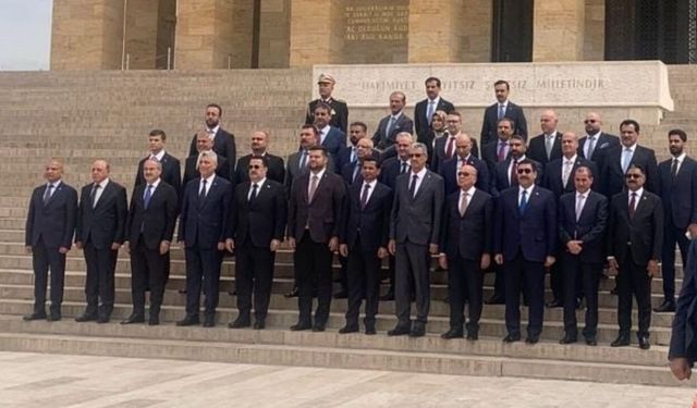 Irak heyetinden Anıtkabir’e ziyaret