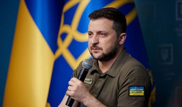 Zelenskiy: "Ben perşembe günü Türkiye'de Putin'i bekleyeceğim"