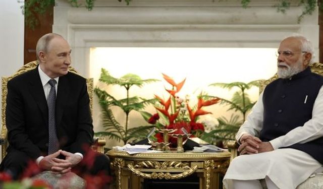 Modi, Hindistan ve Rusya arasındaki dostluğu övdü