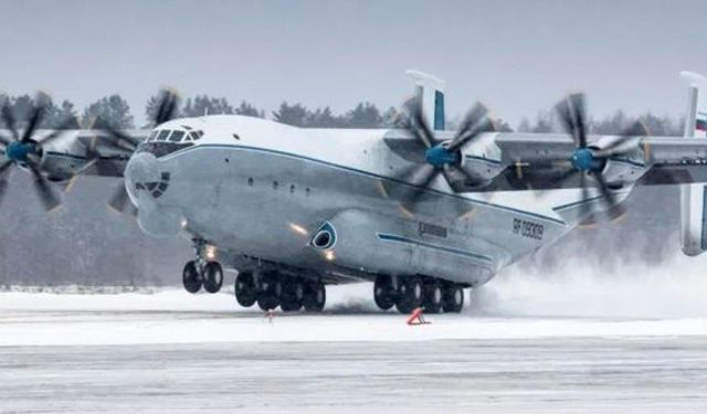 Rusya'da askeri nakliye uçağı düştü