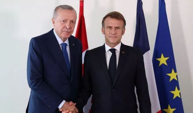 Erdoğan, Macron ile telefonda görüştü