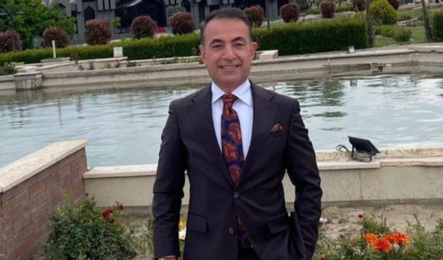 Mahmut Neşet: “Ağa’ya tarihi sorumluluğu taşımada başarılar diliyorum”