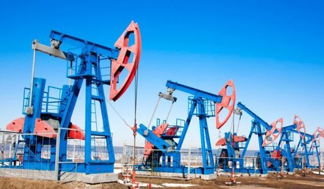 Brent petrolün varili 105,44 dolar