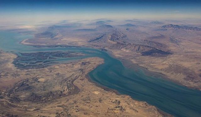 İran'dan CENTCOM'un "Hürmüz Boğazı'ndan ABD gemmisi geçti" iddiasına yalanlama