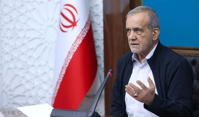 Pezeşkiyan: "Düşmanın hedeflerinden biri ekonomiyi bozmak"
