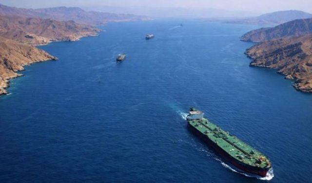 İran: "Bedeli ne olursa olsun Hürmüz Boğazı’nı kaybetmeyeceğiz"