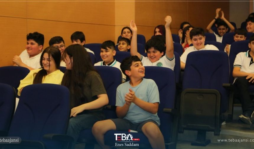 Programa katılan öğrenciler yeni eğitim öğretim yılının başlamasının heyecanını yaşadı.