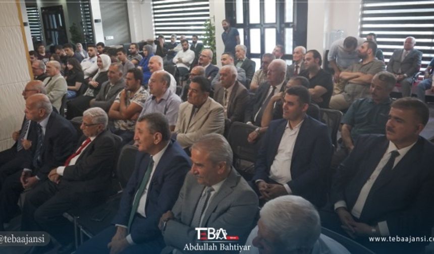 Usta şair ve yazar Mahmut Kasapoğlu’nun “Usta Fettah Kehrizci Destanı” adlı eserinin tanıtım ve imza günü gerçekleştirildi.