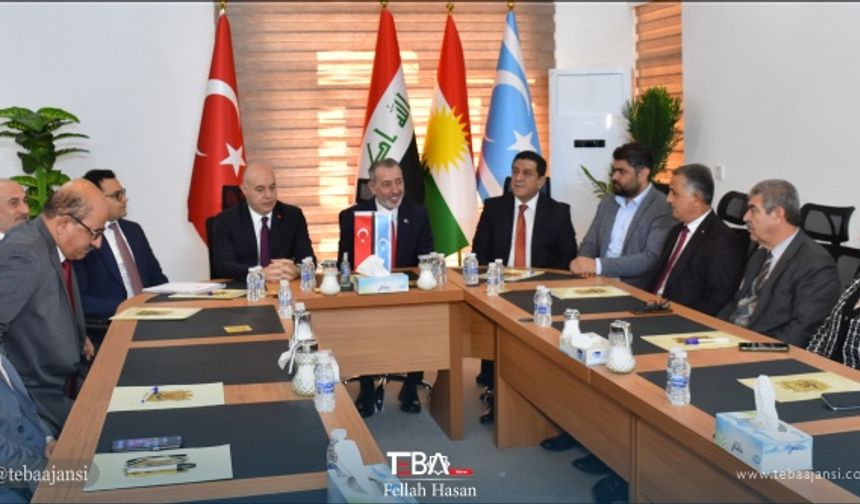 Ali Rıza Güney, Bakan Maruf ve TİKA Koordinatörü Oğuzhan Dinler Türkmen okullarının müdürleri ile bir araya geldi.