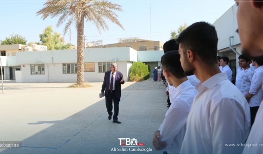 Altı bin 805 okul kapılarını öğrencilere açtı. Bu yıl IKBY’de bir milyon 885 bin 400 öğrenci okul sıralarında yerini aldı.