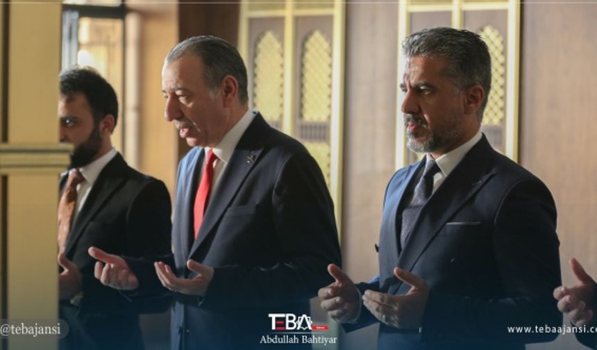 Irak Kürdistan Bölgesi Yönetimi (IKBY) Oluşumlardan Sorumlu Bölge Bakanı Aydın Maruf, Mevlid Kandili dolayısıyla Sultan Muzaffereddin Gökbörü&#039;nün mezarını ziyaret etti.