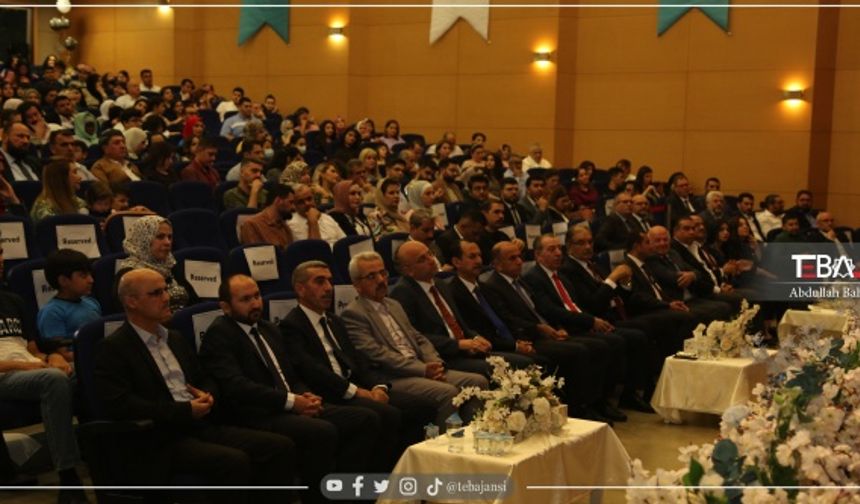 Mezuniyet törenine Irak Kürdistan Bölgesi Yönetimi (IKBY) Oluşumlardan Sorumlu Bölge Bakanı Aydın Maruf, Türkiye&#039;nin Erbil Başkonsolosu Hakan Karaçay, ITC Erbil Milletvekili İmdat Bilal, Eski IKBY Sanayi ve Ticaret Bakanı Sinan Çelebi, TMV Irak Temsilcisi Fahreddin Keskin, Maarif Okulu yöneticileri, öğretmenleri ve öğrencilerin yanı sıra aileler katıldı.