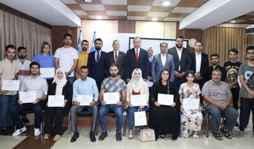 Irak Türkmen Cephesi (ITC) Erbil İl Başkanlığı ve Türkmeneli Öğrenci ve Gençler Birliği’nin (TÖGB) Erbil Kolu işbirliği ile Türkçe Kursu Sertifika töreni düzenlendi.