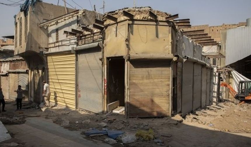 Mühendis Trife Nacat Asaf, Erbil&#039;de Kayseri Çarşısı’nın önemli bir tarihe sahip olduğunu, daha önce bir kısmının restore edildiğini ve 21 Eylül&#039;de başlayan projenin 365 gün içinde tamamlanmasının planlandığını söyledi.