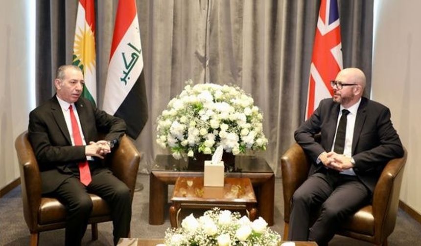 Bakan Maruf, İngiltere'nin Erbil Başkonsolosu David Hunt ile bir araya gelerek İngiltere halkına Kraliçe 2. Elizabeth’in vefatı dolayısıyla taziyelerini iletti.