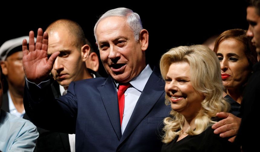 İsrail Başbakanı'nın ardından eşi Sara Netanyahu da hakim karşısında