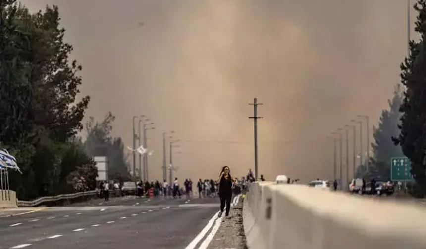 Kudüs ile Tel Aviv arasındaki yangından 12 bin dönüme yakın alan etkilendi