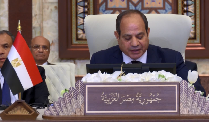 Mısır Cumhurbaşkanı Sisi’den Gazze’de ateşkes için Trump’a çağrı