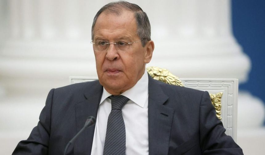 Lavrov: "Avrupa'nın neredeyse tümü bizimle savaşıyor"
