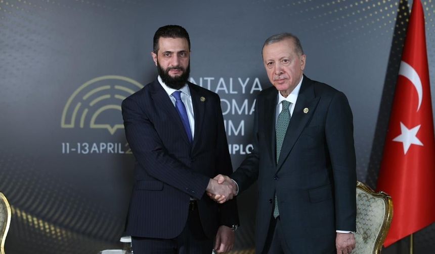 Ahmed Şara'dan ulusa sesleniş konuşmasında Erdoğan'a teşekkür