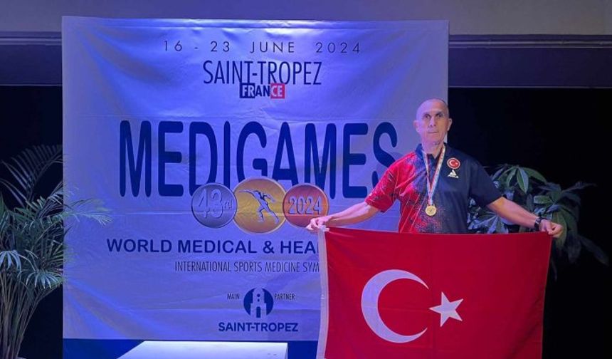 Kürşat Çavuşoğlu 6. kez dünya şampiyonu oldu