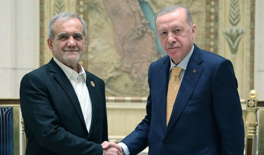 Erdoğan, Pezeşkiyan ile görüştü
