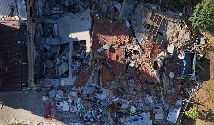 AFAD'dan 6,1 büyüklüğündeki depreme ilişkin paylaşım
