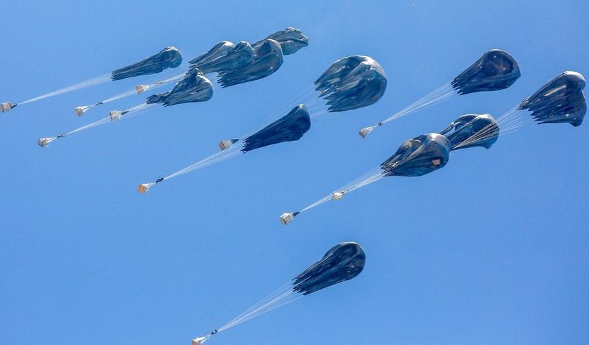 Ürdün: Gazze Şeridi'ne 5 kez havadan insani yardım malzemesi indirildi